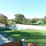 Kamena Kuca Sa Privatnim Bazenom Gostinjska kuća