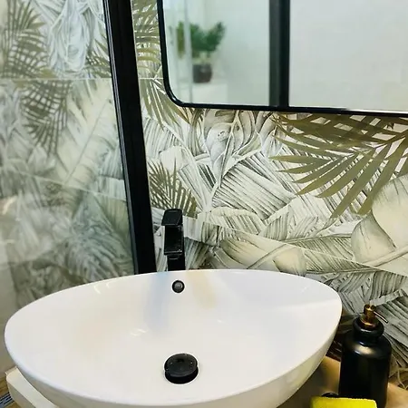 Guest house Istrian House With Private Pool Lovrecica (Istria)